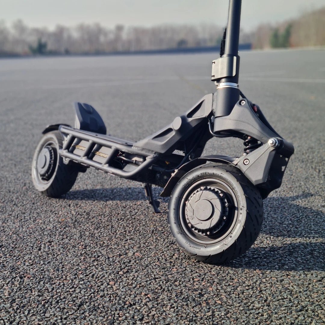 NAMI BLAST 2 MAX - Electric scooter - Wheelyshop
