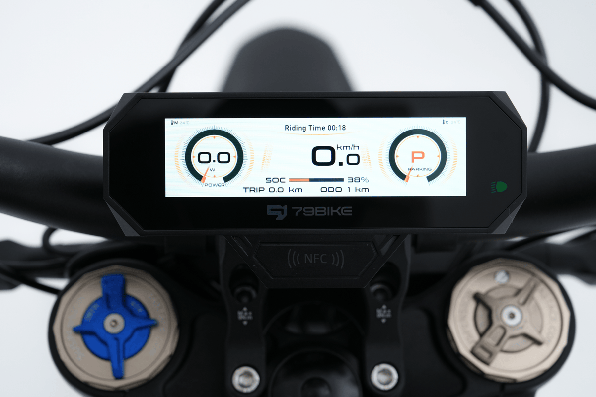 Närbild på displayen på 79BIKE Falcon Pro RL
