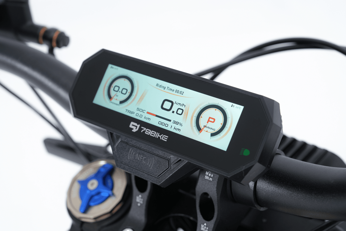 Närbild på displayen på 79BIKE Falcon Pro RL