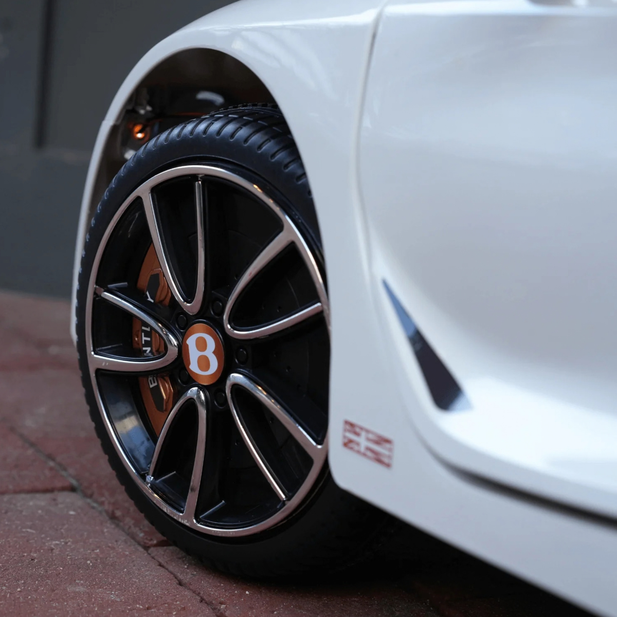 Elbil för barn Bentley EXP 12 - Wheelyshop
