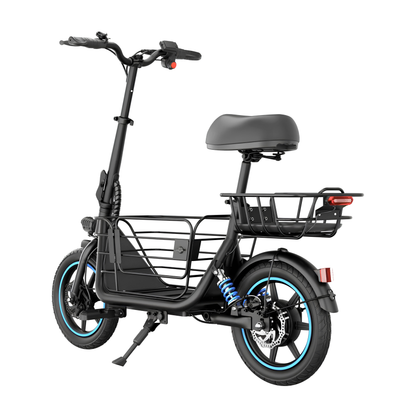 GYROOR C1 Plus sedd snett bakifrån med svart ram, sadel, bagagekorgar, blå stötdämpare och sidoställ