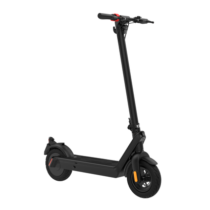HX X9 Pro Max elsparkcykel snett framifrån från motsatt sida