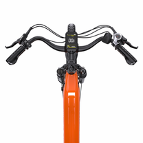 OneSport OT05 Max, styre med display och reglage sett uppifrån