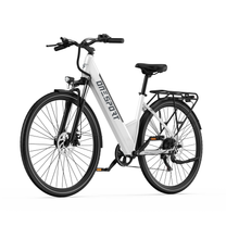 OneSport OT12 Pro, vit elcykel med lågt insteg, snett framifrån med pakethållare och skärmar