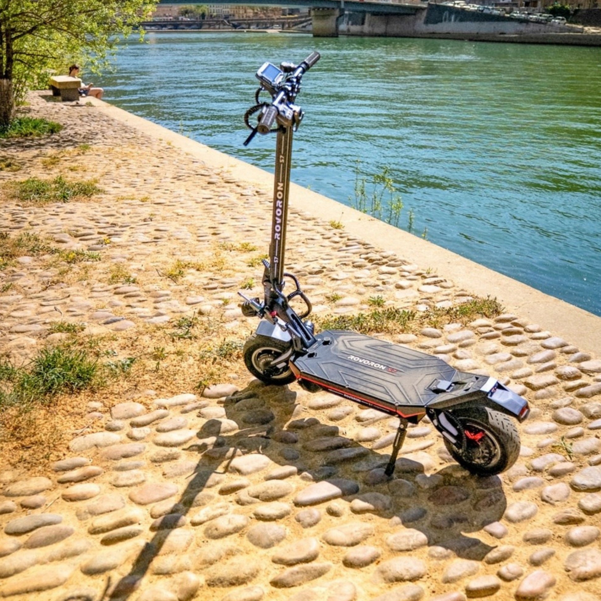 ROVORON S7 - Electric scooter - Wheelyshop