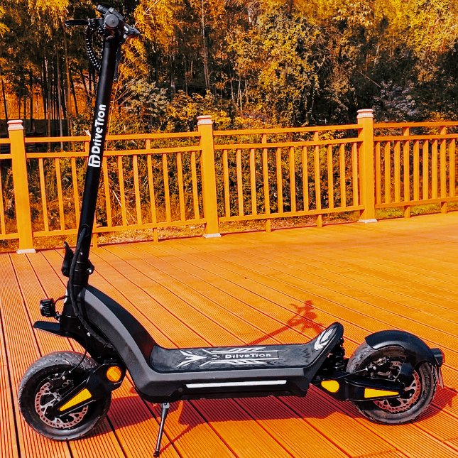 DriveTron DT06 (Dual - Motor) - Elsparkcykel - Wheelyshop