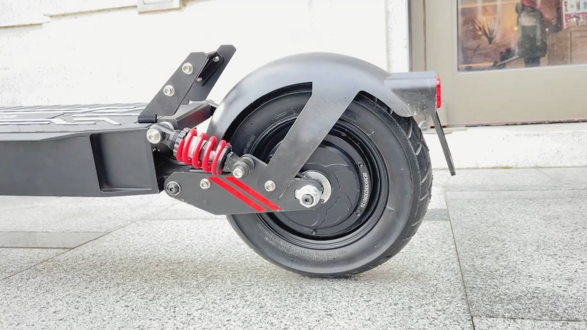 DriveTron DT08 (36V 10Ah) - Elsparkcykel - Wheelyshop