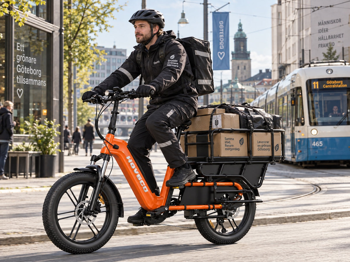 Bud levererar paket med en HOVSCO el-lastcykel i Göteborg