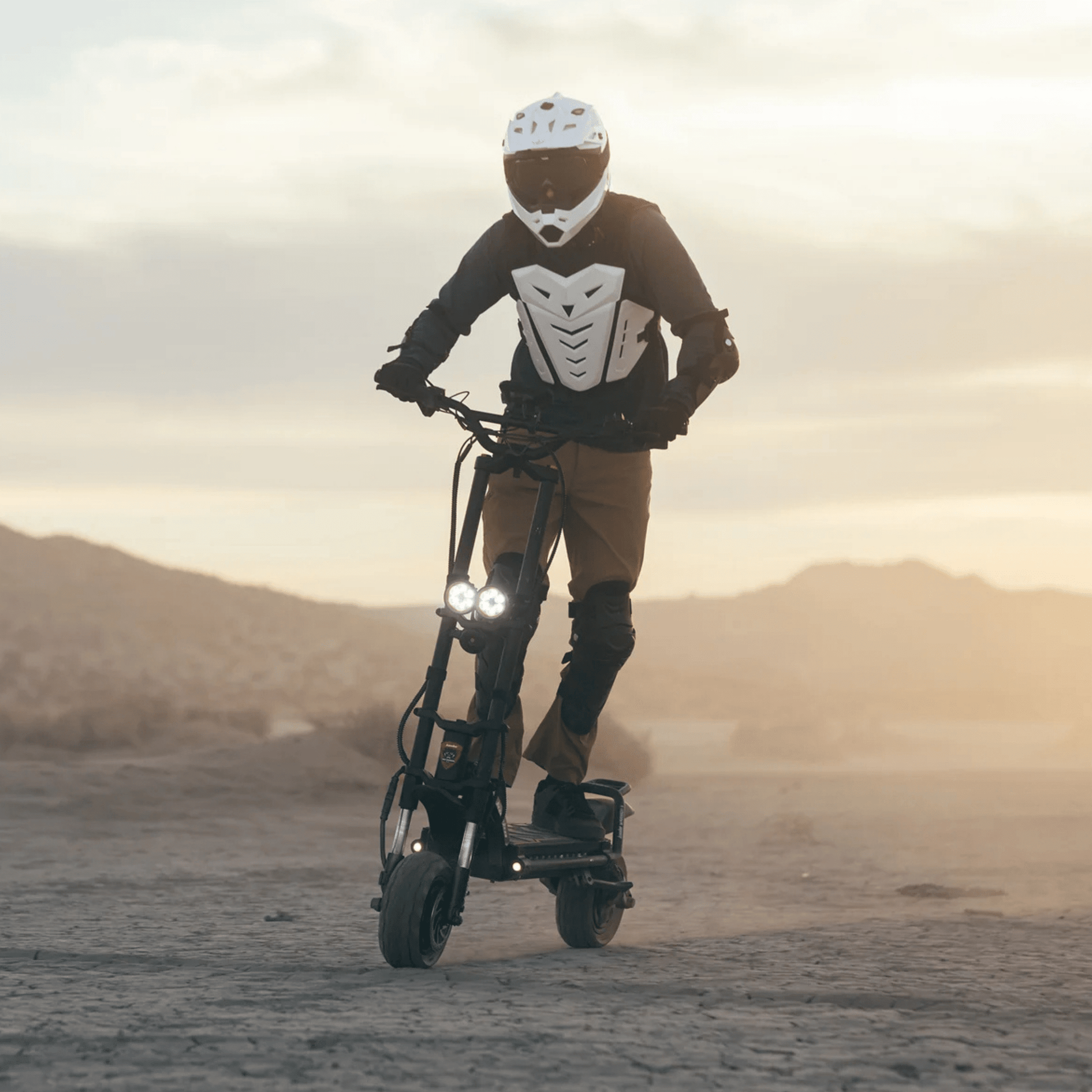 KAABO WOLF WARRIOR 11 MAX - Electric scooter - Wheelyshop
