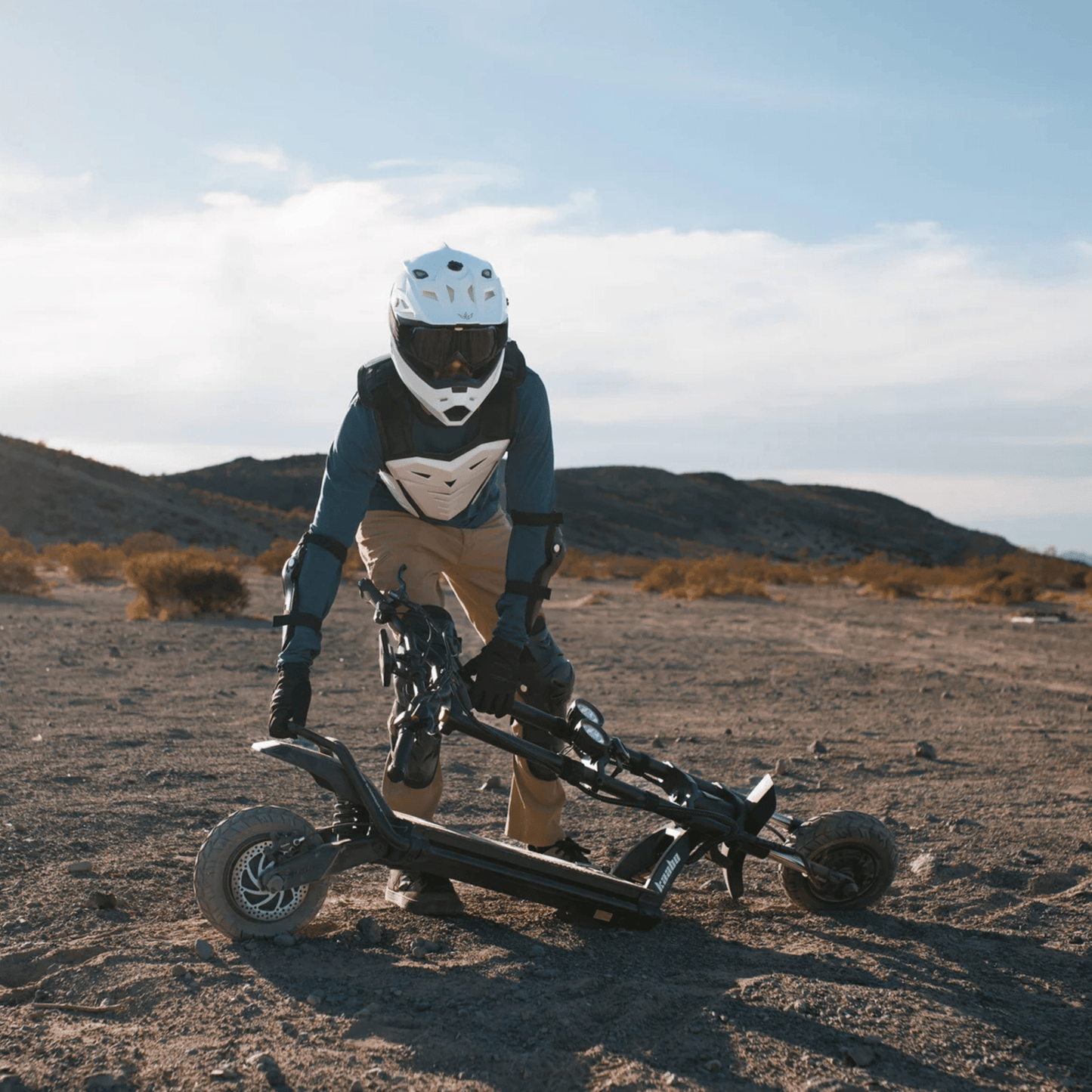 KAABO WOLF WARRIOR 11 MAX - Electric scooter - Wheelyshop