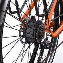 Växlar och kedja på OneSport OT05 Pro i färgen orange i närbild