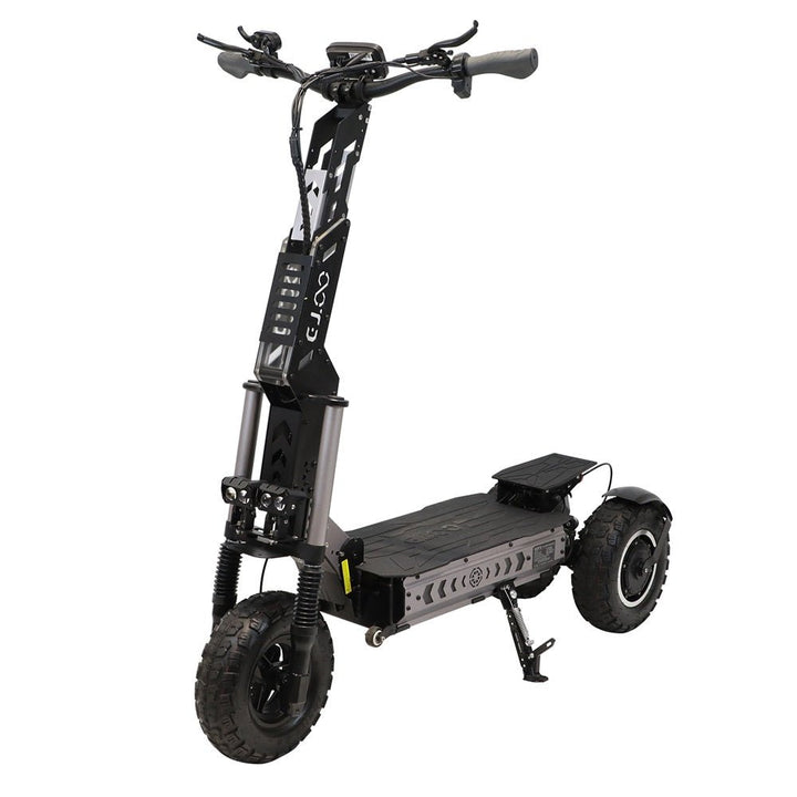 OOTD T30 elsparkcykel snett framifrån