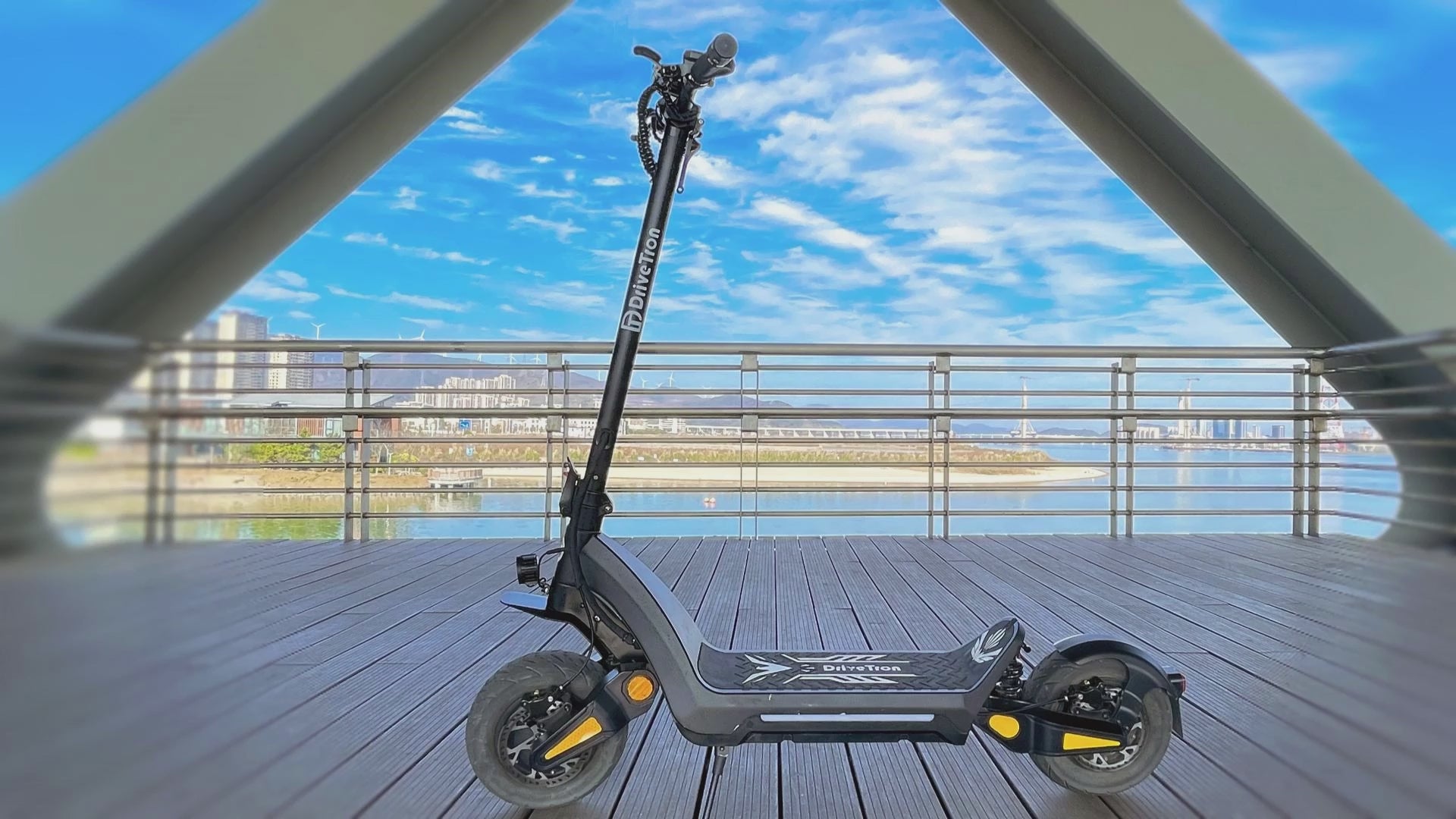 DriveTron DT06 - Elsparkcykel - Reklamvideo