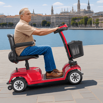 Äldre man sitter på SEEDREAM X-02 permobil i stadsmiljö