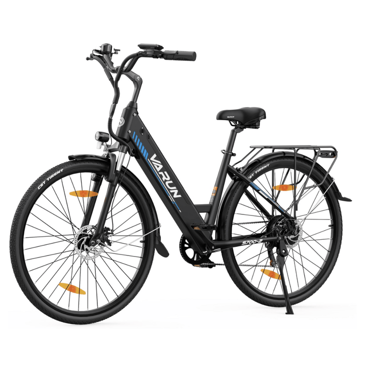 VARUN S700-2 elcykel snett framifrån i färgen svart