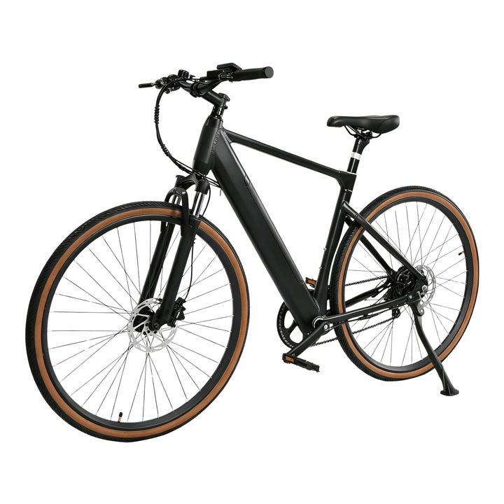 YANGOR H700 elcykel snett framifrån i färgen svart