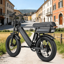 YANGOR Y20 Pro Max fatbike-elcykel snett framifrån i färgen svart i stadsmiljö
